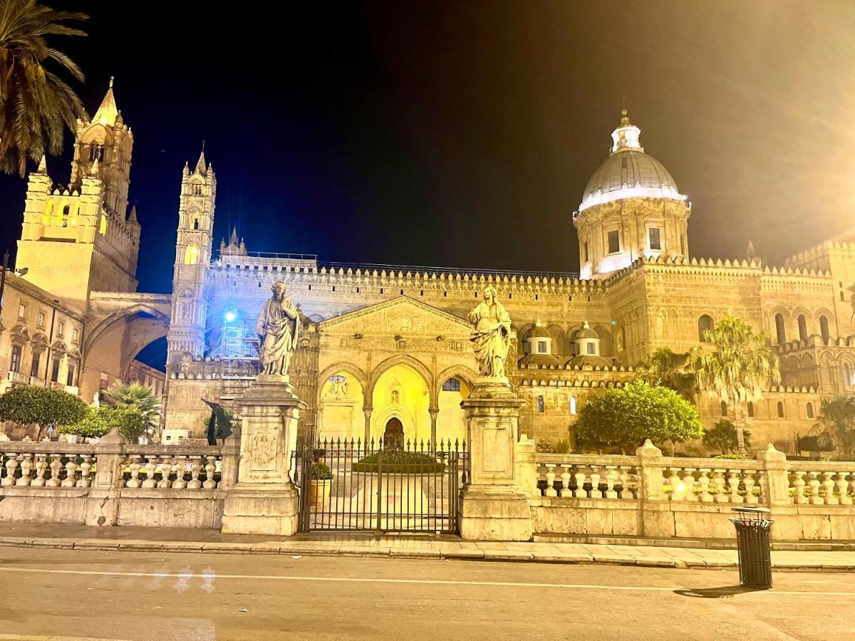 La Siciliana-Di Fronte La Cattedrale Villa Palermo Bagian luar foto